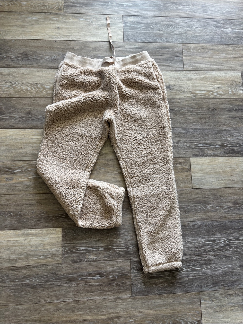 Gilly Hicks Sherpa Joggers - Beige